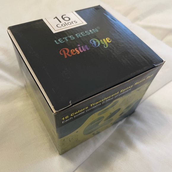 Resin Dye + Silicone mould tray - Picture 2 of 7